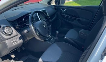 
									Renault Clio completo								