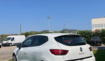 
									Renault Clio completo								