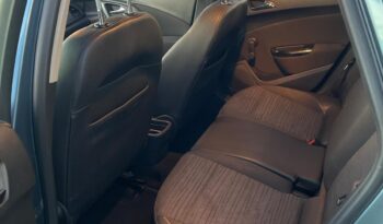 
									Opel Astra completo								