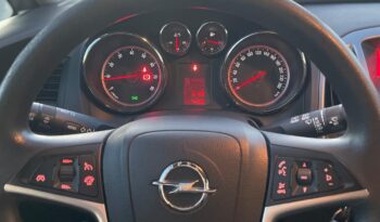 
									Opel Astra completo								