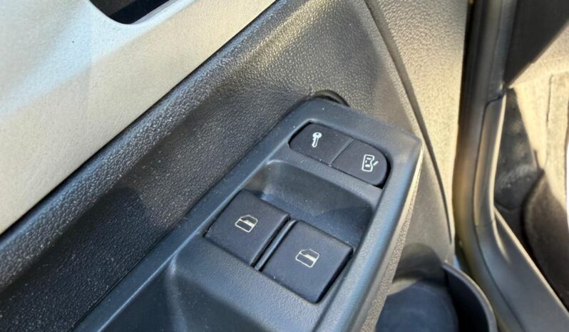 
								Volkswagen Fox completo									